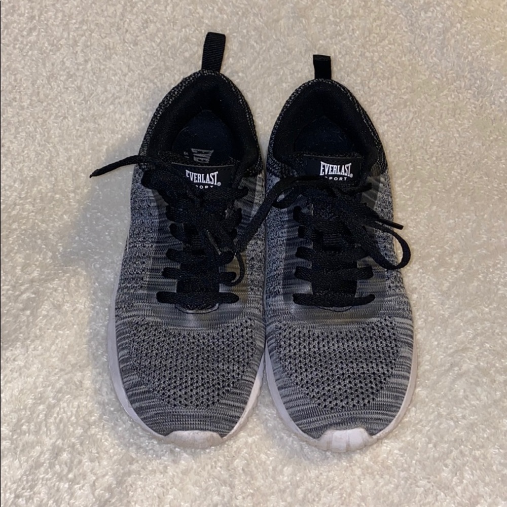EVERLAST SPORT MEN’S SHOES!!